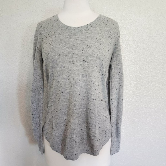⭐️5/$20 LOFT Gray Long Sleeve Knit Pullover Sweater Size M - Picture 1 of 10